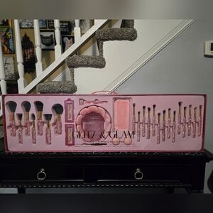 PINK BLING rhinestone Glitz & Glam Makeup Brush Set